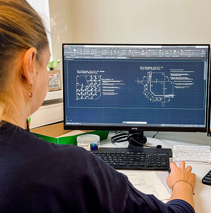 Бирюзовый диван в интерьере-19, Собственное конструкторское бюро фабрики Гливер